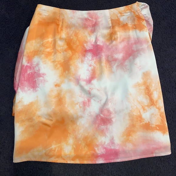 WAYF silky tie dye skirt size S. NWT - Picture 2 of 2